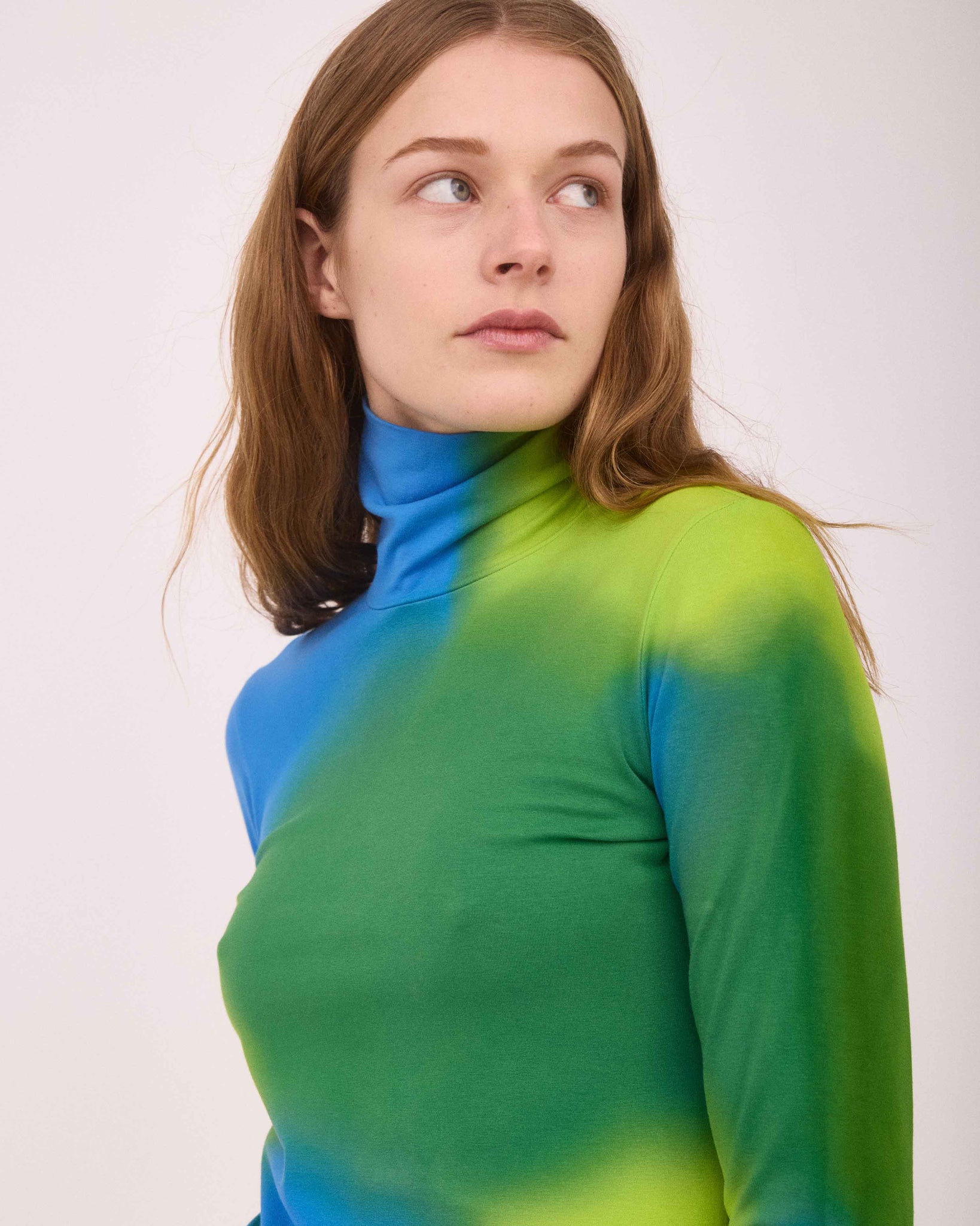 KAT TURTLE NECK TOP LIME GREEN/BLUE/DEEP GREEN