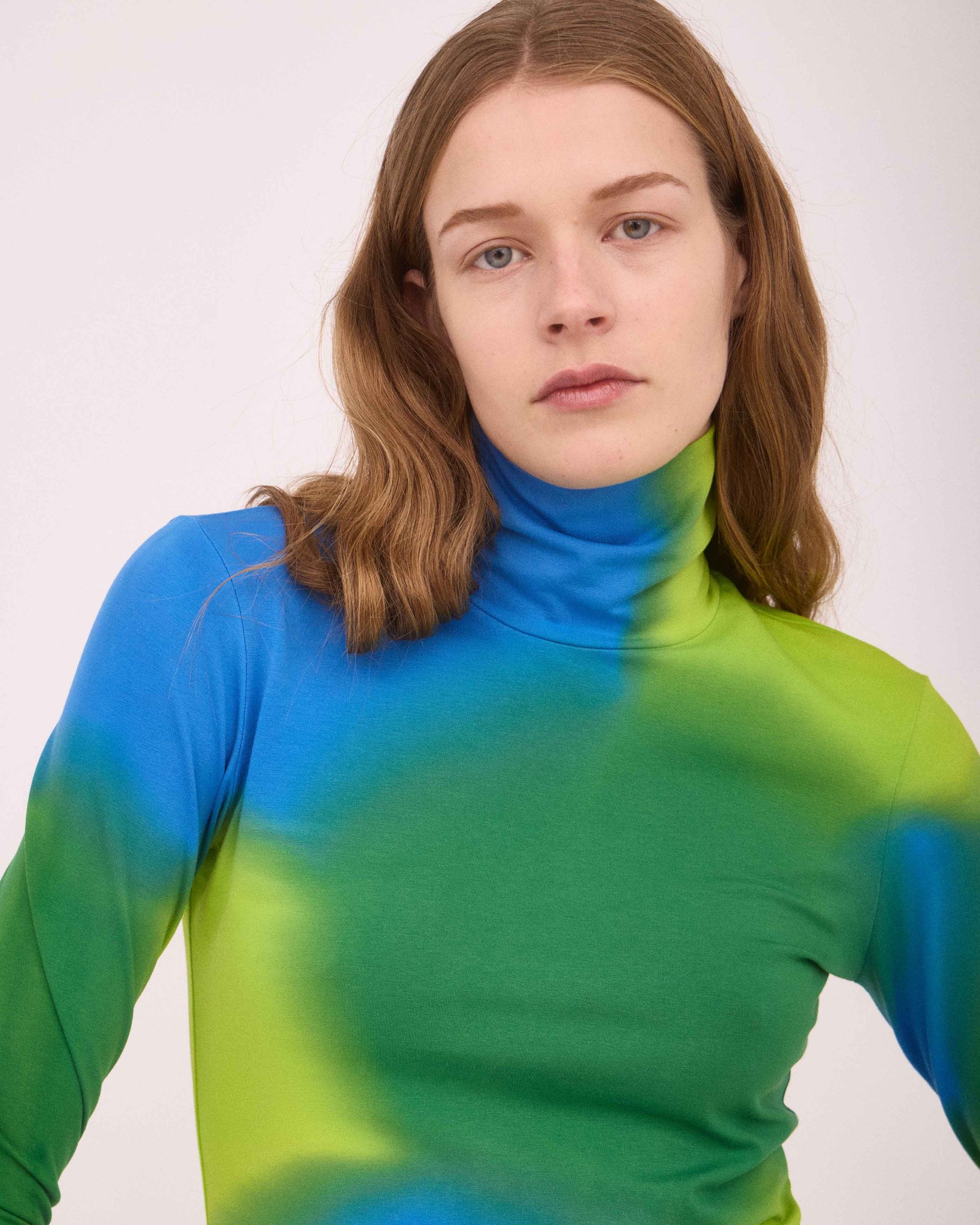 KAT TURTLE NECK TOP LIME GREEN/BLUE/DEEP GREEN