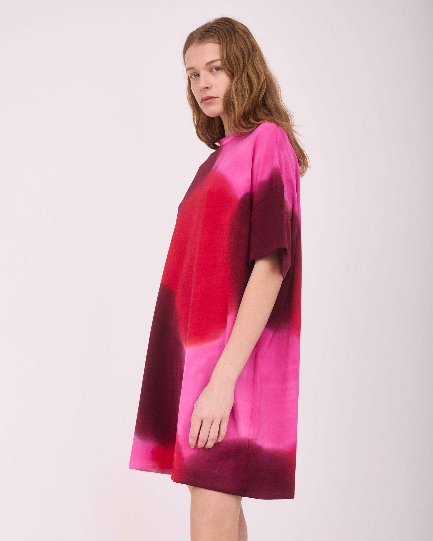 RIVER OVER-SIZED MINI DRESS RED/PINK/BURGUNDY