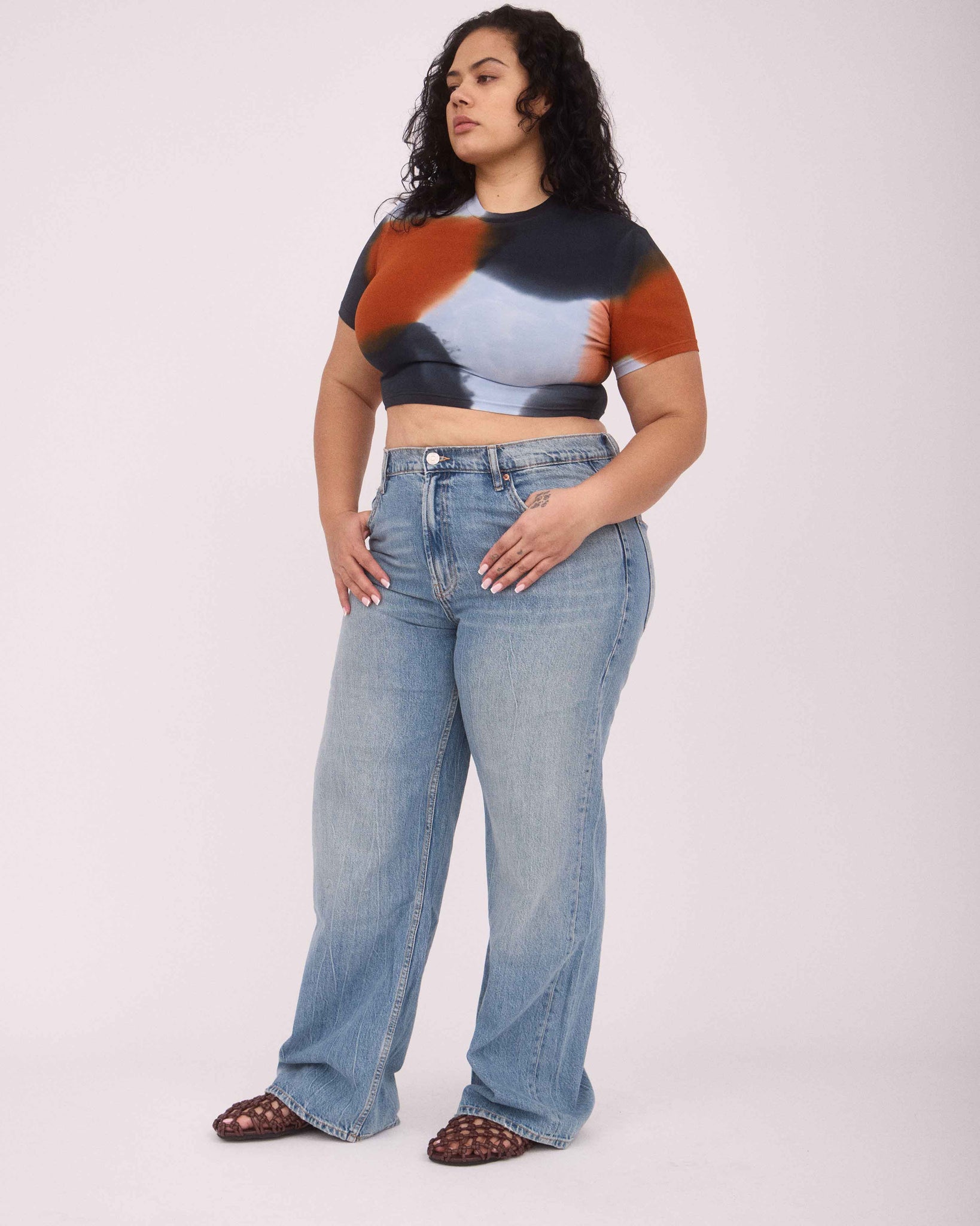 LAYLA CROP TOP BLACK/BROWN/BLUE GREY