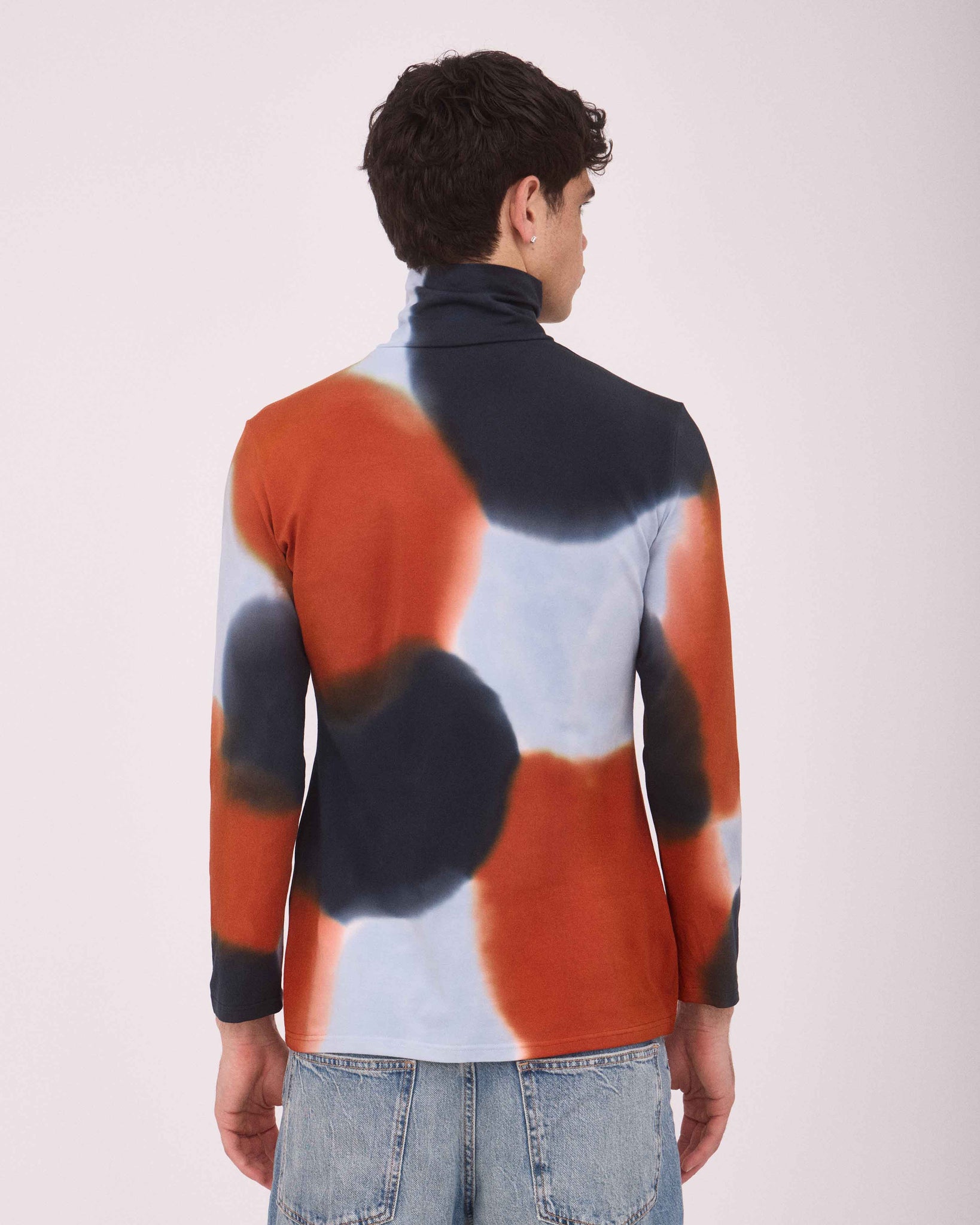 KAT TURTLE NECK TOP BLACK/BROWN/BLUE GREY